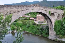 Pont Du Diable 1321 1341 Sur Le Tech Ceret Vallespir Roussillon Pyrenees Orientales Languedoc France Public Canal Structures