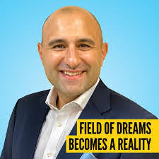 Lou Cecere's Instagram, Twitter & Facebook