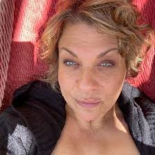 Rachel Liotta's Instagram, Facebook & TikTok