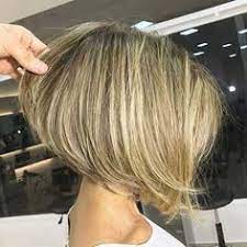Modele coiffure femme carre plongeant. 20 Idees De Carre Boule Coupe De Cheveux Coupe De Cheveux Courte Cheveux Courts