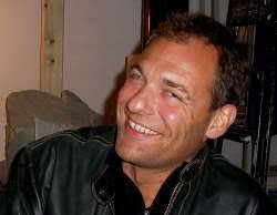 Ted Behrens bei artists24.net