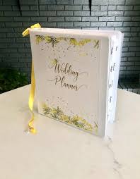 Custom Wedding Planner Deluxe Wedding Binder Diy Wedding Etsy In 2020 Wedding Planner Book Wedding Planning Book Wedding Planner Binder