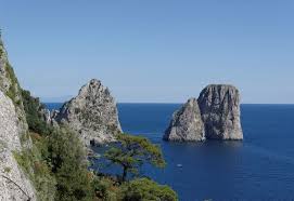 Maybe you would like to learn more about one of these? I Faraglioni Di Capri Danneggiati Dalla Raccolta Datteri