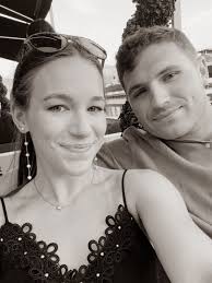 Kasey Murphy and Reid Comer's Wedding Website