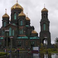 Согласно максу фасмеру, название происходит от названия реки, которое, в свою очередь, производно от вя́зкий, то есть «река вязьма» — «илистая река». Dostoprimechatelnosti Kubinki