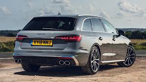 Bereits in seiner serienversion wartet er mit naturgewaltigen 600 ps (441 kw) und 800 nm auf, die ihn in 3,6 sekunden auf 100 km/h und auf eine. Audi Audi S4 Avant Voiture Voiture Compacte Voiture De Luxe Break Fond D Ecran Hd Wallpaperbetter