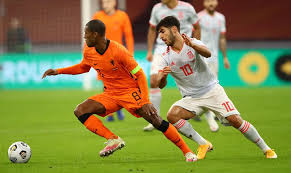 Unai simón plays for spanish league team bilbao br (athletic club) and the spain national team in pro evolution soccer 2021. Asensio And Unai Simon Cross And Face Before Fear Teller Report