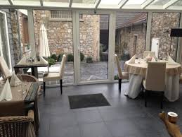 Un air de famille) is a 1996 french comedy film. Un Air De Famille Theux Restaurant Reviews Photos Phone Number Tripadvisor