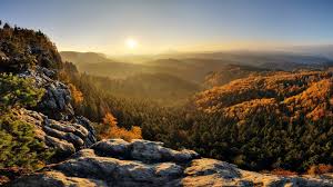 České hory v lete: Turistika, cyklistika a oddych