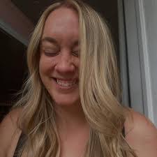 Kate Messina's Instagram, Twitter & Facebook