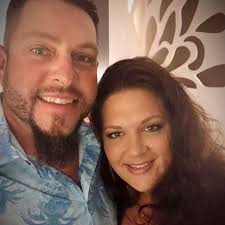 Todd And Heidi McClure (@6mranchandantiquewoods) • Instagram photos and  videos