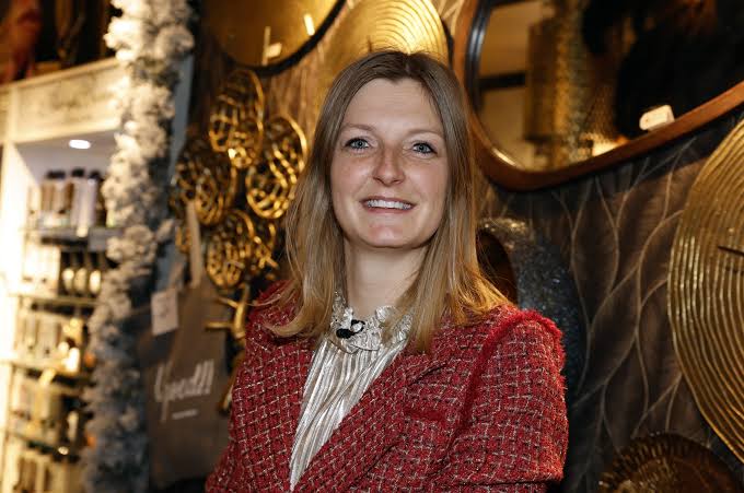 Montana Meiland klopt na verkoop huis bij familie aan