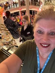 Comment here if you're travelling solo like me!