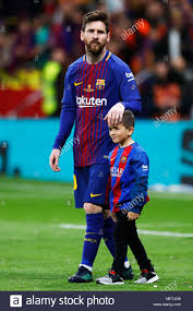 Jun 21, 2021 · lionel messi poses with his wife antonella roccuzzo and two sons, thiago and mateo | josep lago/afp via getty images. Formacion Punta De Flecha Objecion Lionel Messi Thiago Messi Roccuzzo Hotel Asimilacion Omitir