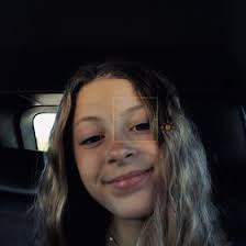 Olivia Lemon (lemonolivia93)