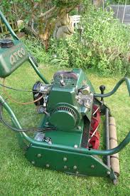 A Wonderful Atco Mower Only 20 Years Old And Written Off As Beyond Repair Just A Little Tlc Was All It Needed To Give It Another Lease Of Life Grasklippare