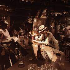 Casual encounters will be included as part of the free digital download with the purchase of the album on vinyl. In Through The Out Door Led Zeppelin Amazon De Musik