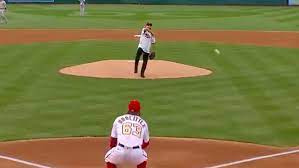 Anthony fauci threw the ceremonial first pitch at major league baseball's opening day, thursday, july 23.— Dr Anthony Fauci Gets Mlb Season Started With Wild First Pitch Article Bardown