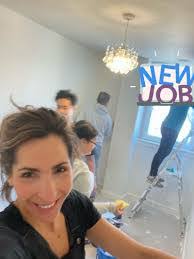 Sara Landau's Instagram, Twitter & Facebook