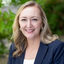 Christina Gavin's Instagram, Twitter & Facebook