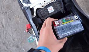 Cara2 pemasangan cover seat kereta. Cara Memasang Aki Motor Yang Baik Dan Benar Simak