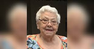 Janis Hoover's Instagram, Twitter & Facebook