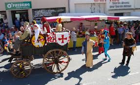 Belle 11ème édition de la fête de la brebis brigasque.on vous attend à 15h pour le passage de la transhumance. 23eme Fete De La Brebis A Requista Un Beau Succes Ensoleille Diaporama La Volonte Paysanne