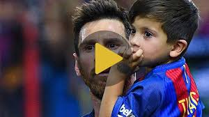 You can choose the most popular free thiago messi gifs to your phone or computer. The Tender Reaction Of Thiago Messi To The Reencontrarse With His Father