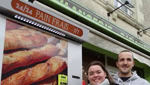 Pres De Blain Du Pain Frais 24 H 24 A La Boulangerie