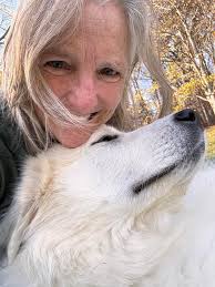 Monthly gifts for top contributors in the group