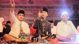Berikut wanya gus azmi, di catat dan di calling yaaa.!!!???? Ribuan Muda Mudi Bersalawat Bareng Gus Azmi Suara Banyumas