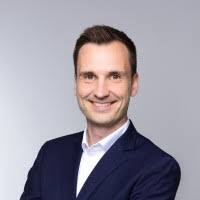 5600+ "Ewald Ewald" profiles