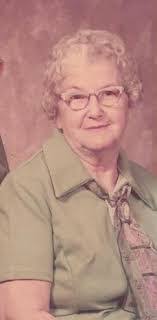 Nettie Fields's Instagram, Twitter & Facebook