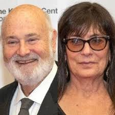 Modern Family Spinoff: Eric Stonestreet On Cancelled Cam/Mitchell Show