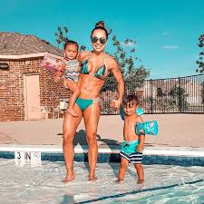 #1 fit mom page on instagram ❤ fit moms stick together 💪 linktr.ee/fit_moms_of_ig. Fit Moms And Moms To Be Nathaliamelofit Instagram Photos And Videos Fit Mom C Section Belly Fitness