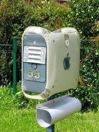 Bonjour, je viens de voir le message de crunchy29 et il m'est arrivé quasiment la même chose : Originale Boite Aux Lettres Diy Mailbox Unique Mailboxes Funny Mailboxes