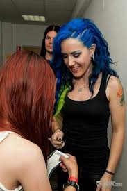 The couple started dating in 2014 and have been together for around 7 years, 1 month, and 24 days. 100 Alissa White Gluz Ideas Alissa White Arch Enemy The Agonist