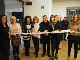 Via guglielmo marconi, 217/219, 60125 ancona an, italija. Inaugurata A Porto Recanati La Nuova Filiale Ubi Banca Di Corso Matteotti Altrogiornalemarche
