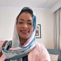 600+ ملفًا شخصيًا يحتوي على “Nisreen”