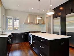 traditional black and white kitchen ideas