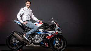 Aktuelle preise für produkte vergleichen! Bmw Engagiert Tom Luthi Als Instruktor World Of Bike