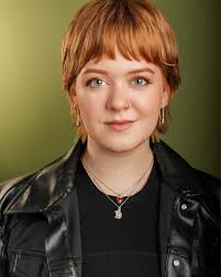 Maura Dempsey's Instagram, Twitter & Facebook