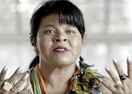 paulaGaitan_umbigoDoSonho_catalogo_duplas.pdf by Sesc em São Paulo