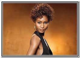 Short and curly red hairstyles have the glamorous look that there are countless celebrities who have rocked it at some time or other. 70 Quick And Easy Short Weave Hairstyles Hairstylecamp