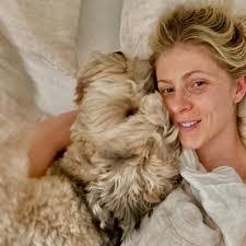 Jennifer Daigle's Instagram, Twitter & Facebook