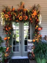 Creative Thanksgiving Front Door Decoration Ideas 49 Front Door Decor Fall Halloween Decor Fall Harvest Decorations