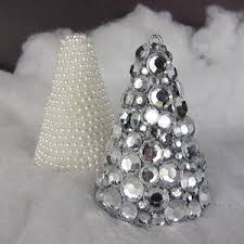 The christmas table is such an essential part of the holiday season. Tabletop Christmas Trees Allfreechristmascrafts Com