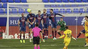 El huesca llega al camp nou con la necesidad de intentar puntuar porque llegados a este punto de la temporada, la necesidad hace que el equipo aragonés no pueda descartar partidos en según que escenarios por muy difícil que parezca. Horario Y Donde Ver El Fc Barcelona Sd Huesca De Primera Division