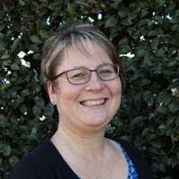 Diane Callis's Instagram, Twitter & Facebook