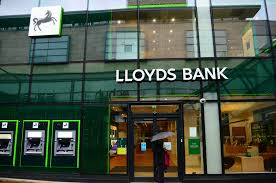A genuine interest in bitcoins. Uk Bank Lloyds Bans Bitcoin Buying On Credit Cards